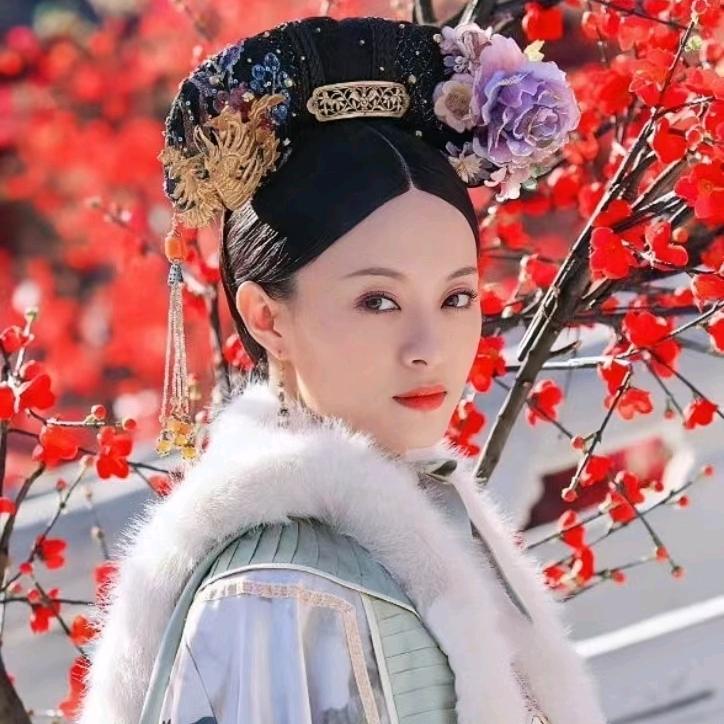 ₍˄·͈༝·͈˄*₎◞ ̑̑