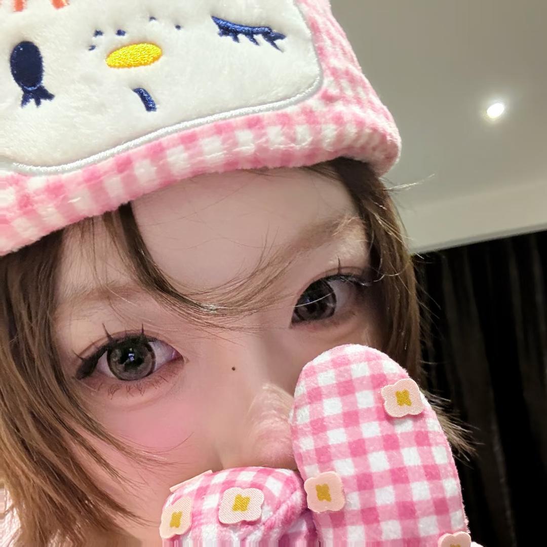 小泉日奈