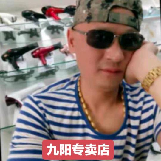 光头哥南溪健身队欢迎新朋友