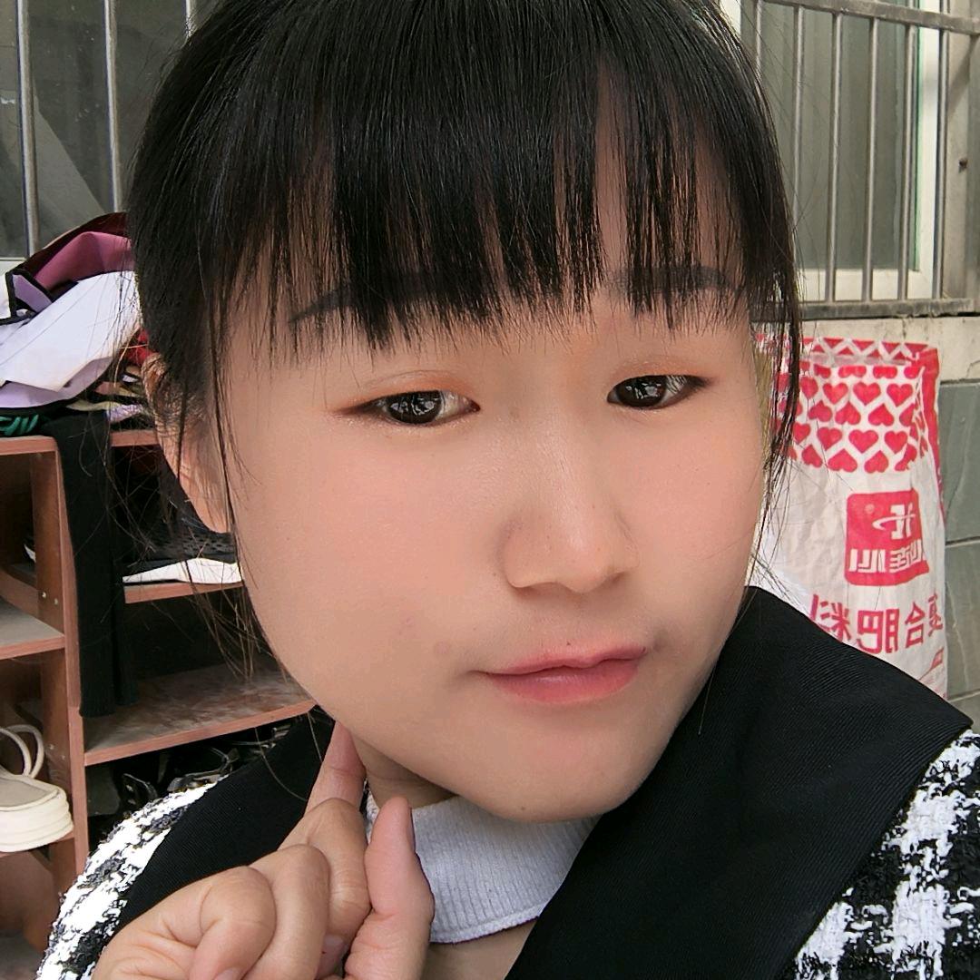 武汉黑鸭趣小鸭卤味连锁官方号