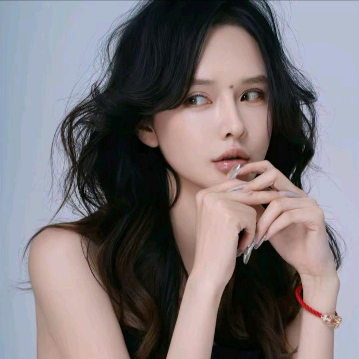 贝贝biuu（时尚穿搭）