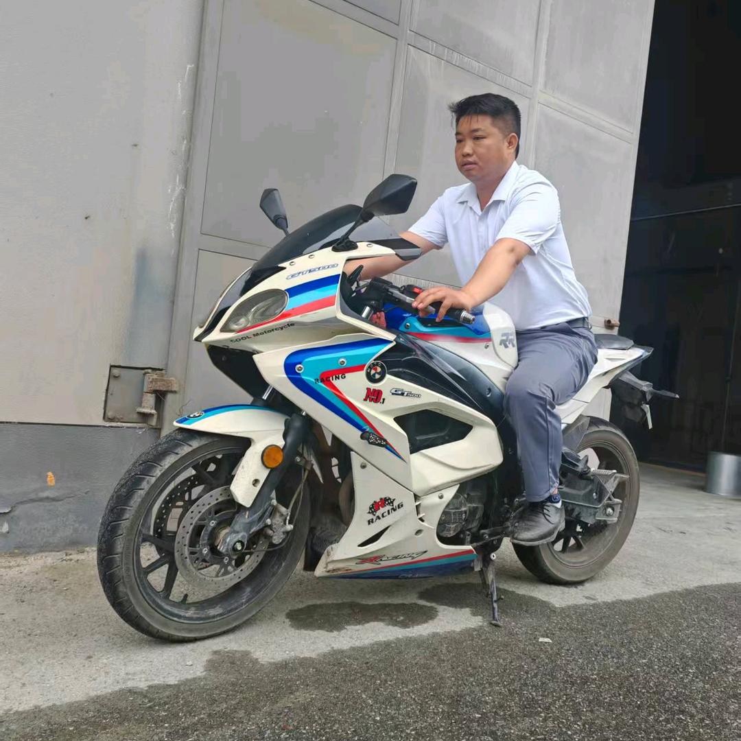 单身兄弟
