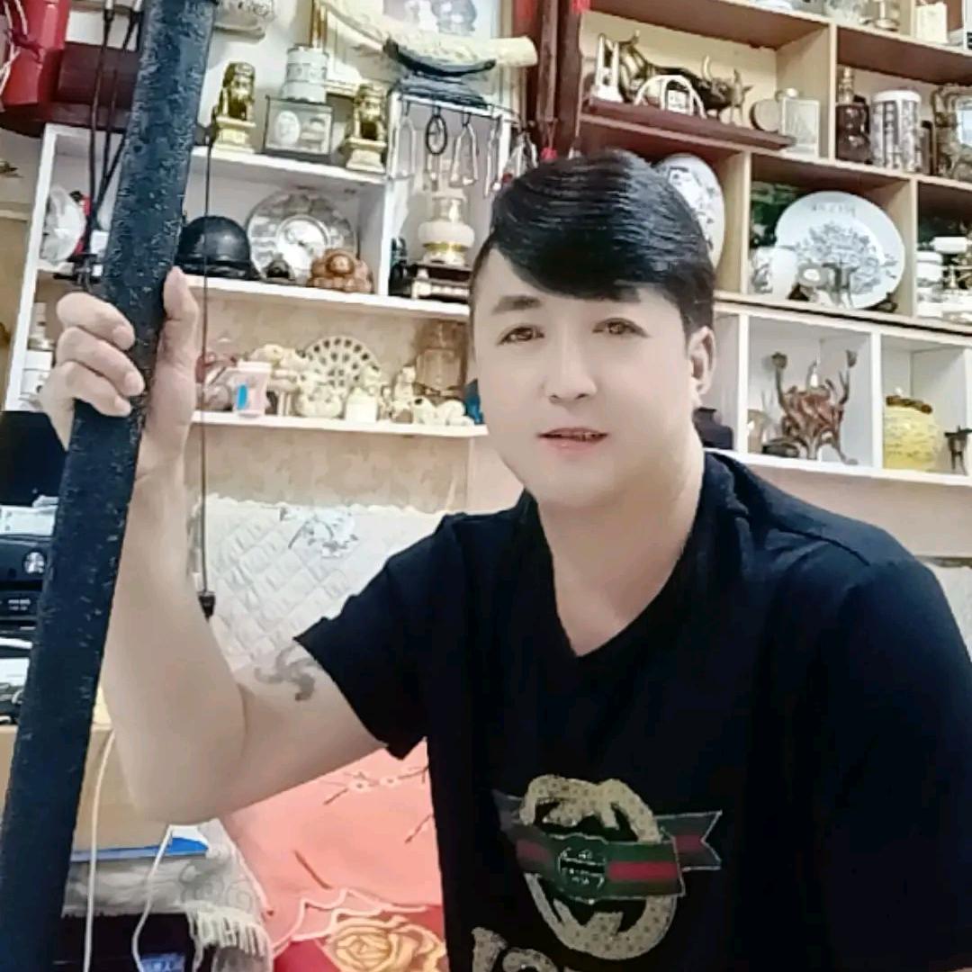 看见我你开心