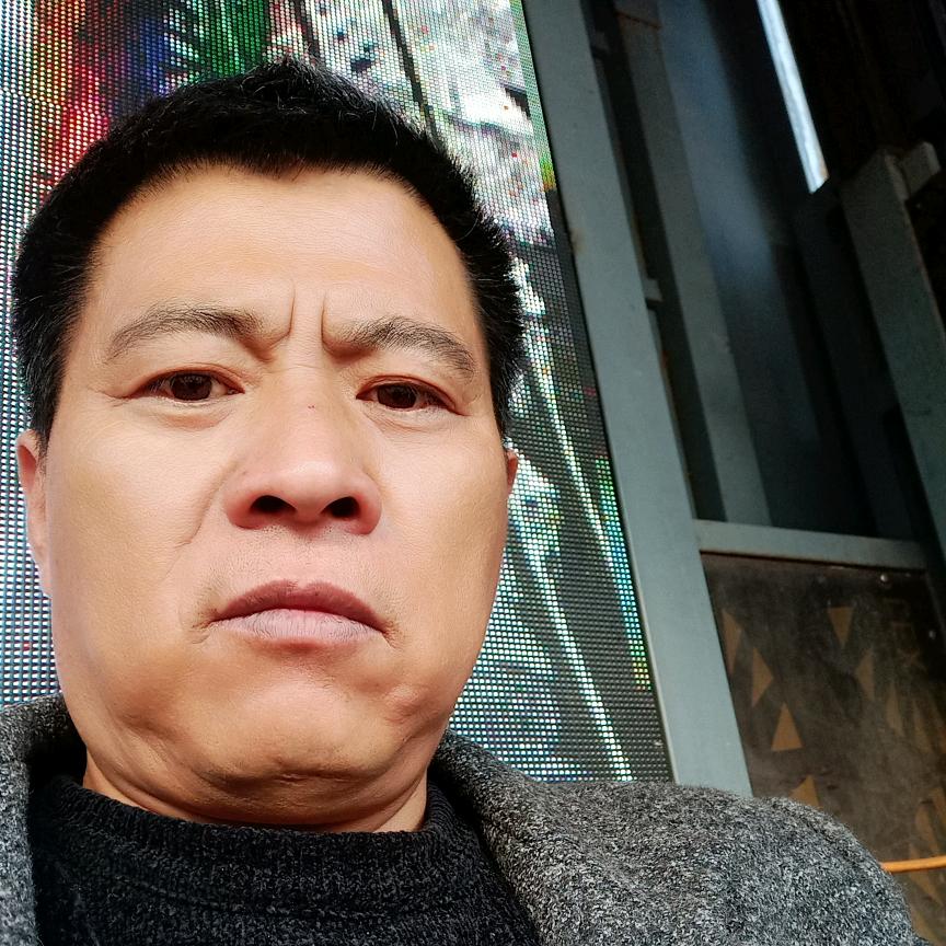 张宝仁，唢呐丧葬服务