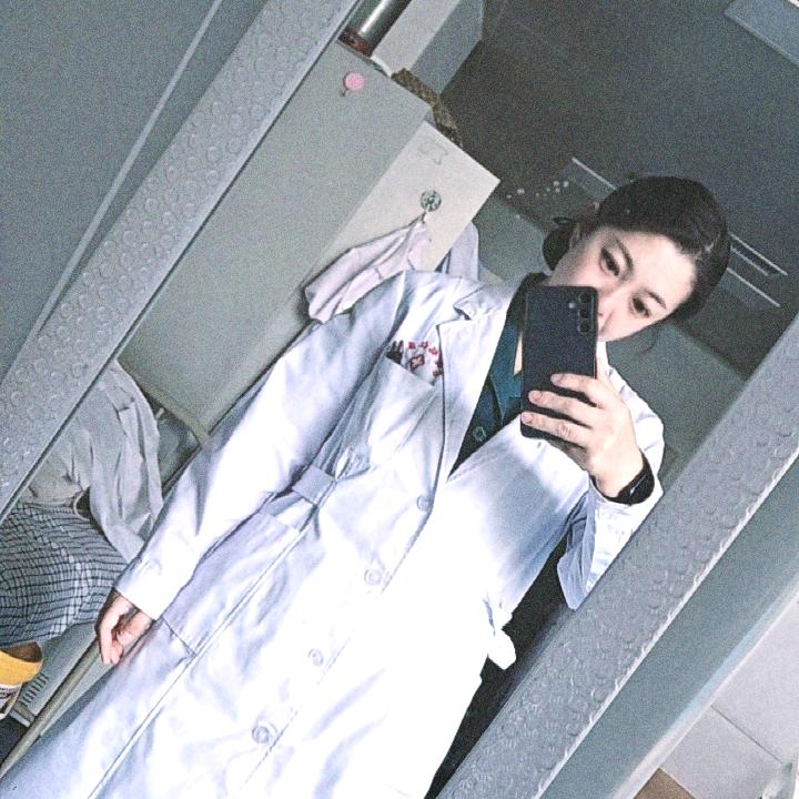 你好,我叫温月娇i