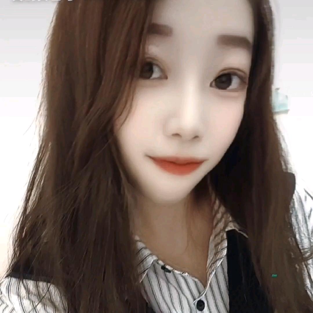 淡笑不语