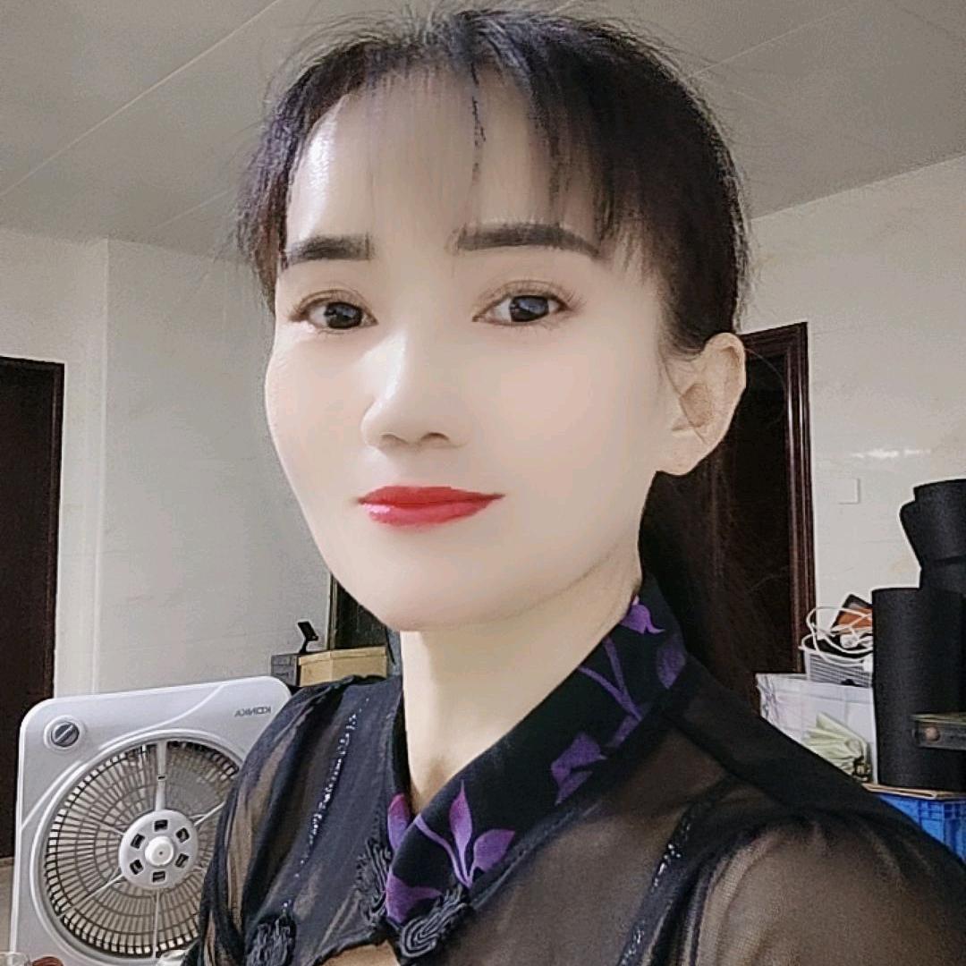 多一点开心，少一点烦恼。