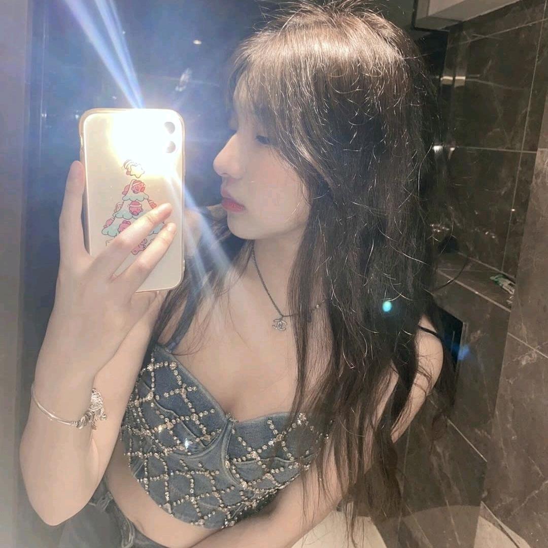 小瑶.