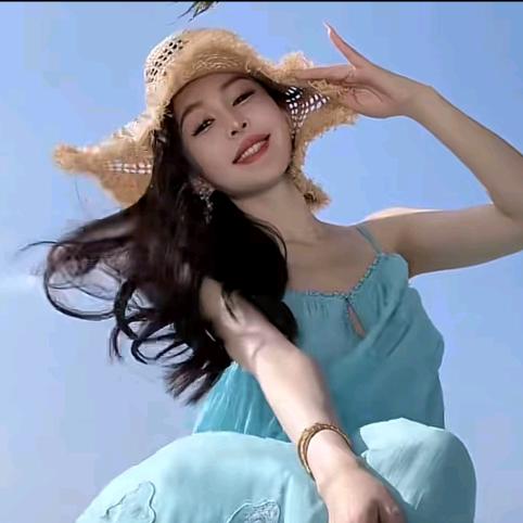 余潇潇💗高品质女装