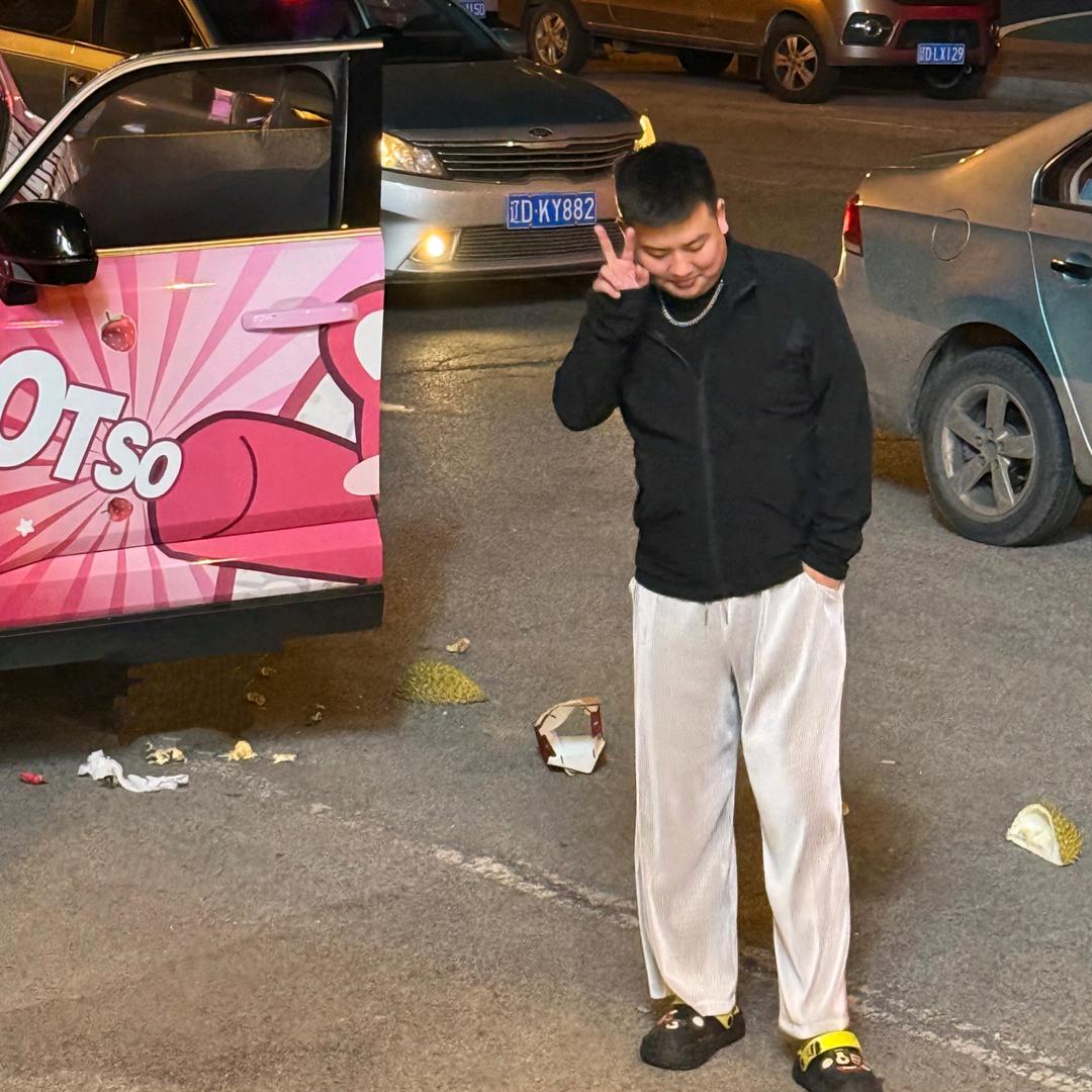 闲人刘老板_🚶🏻‍♂️