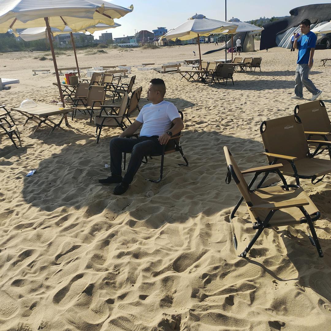 狼狈の╄→じ☆νě