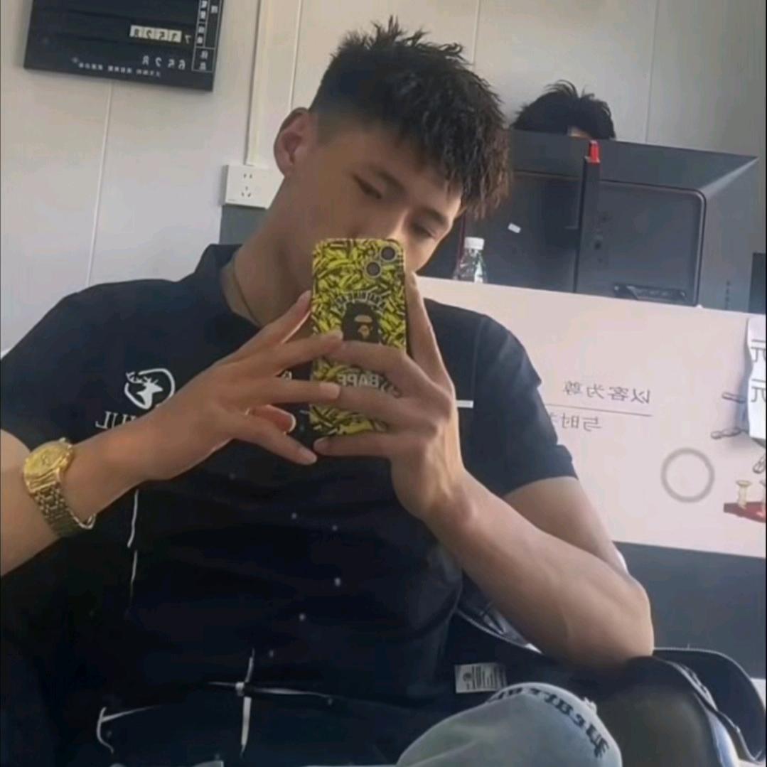 ⚜️混的.Q