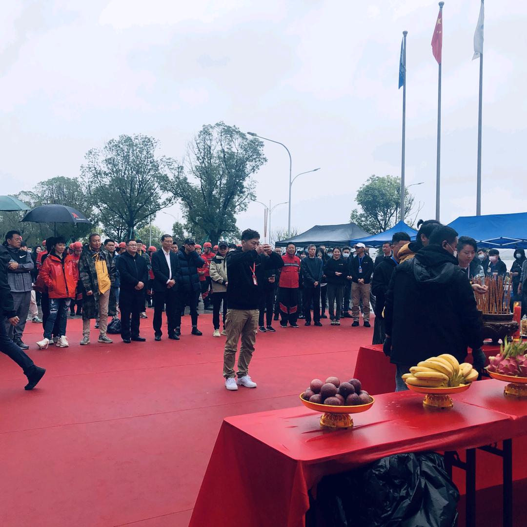 李浩