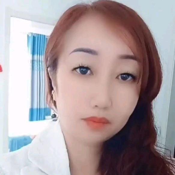 李红