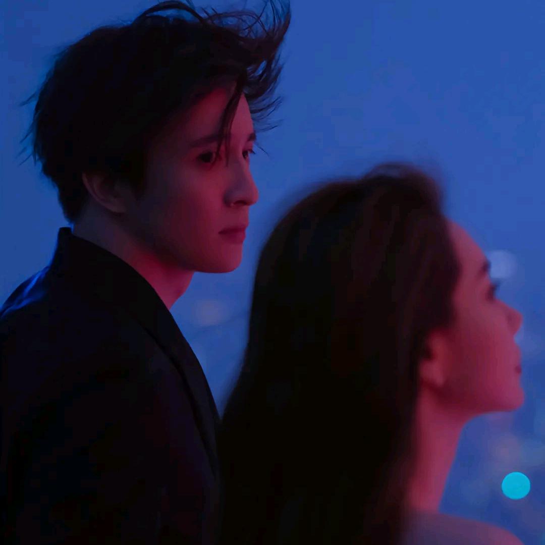 M K  梦ㅤ💋
