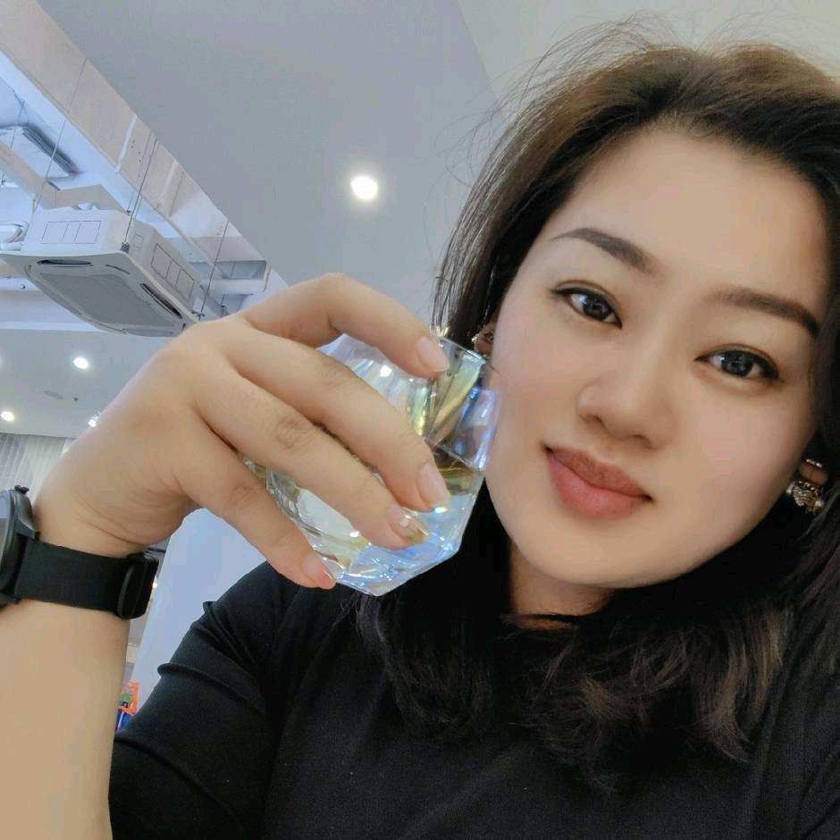 虹姐发动机