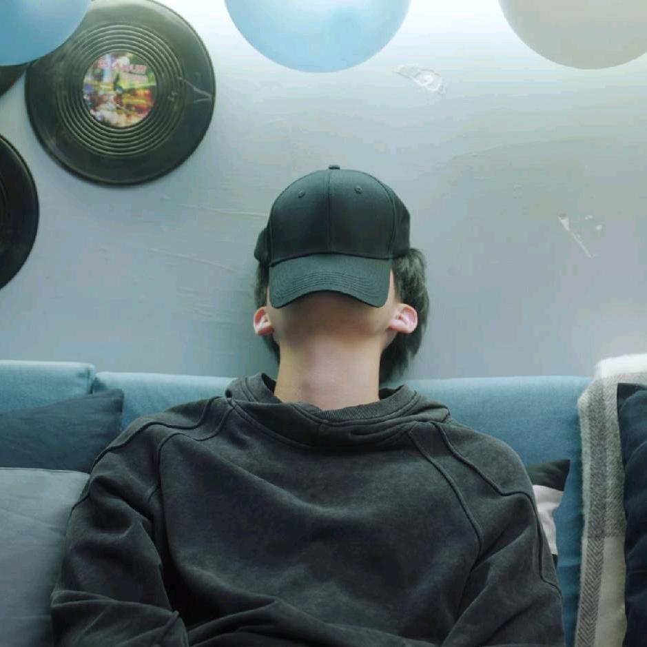 ✰
