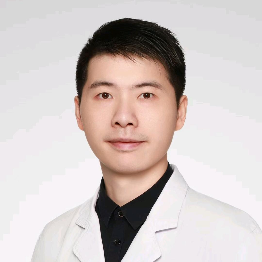 小儿肝病专家万平