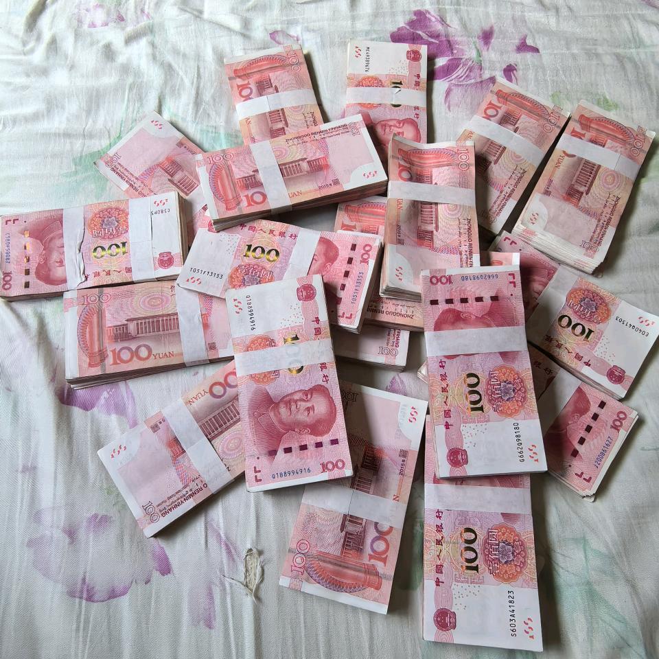 8888
