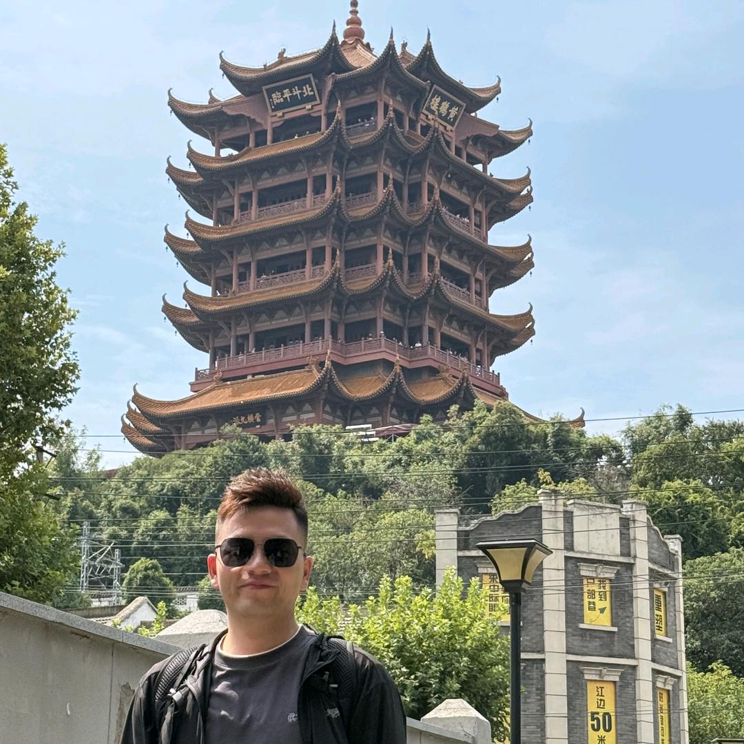 武汉焕燃训练营～何教练