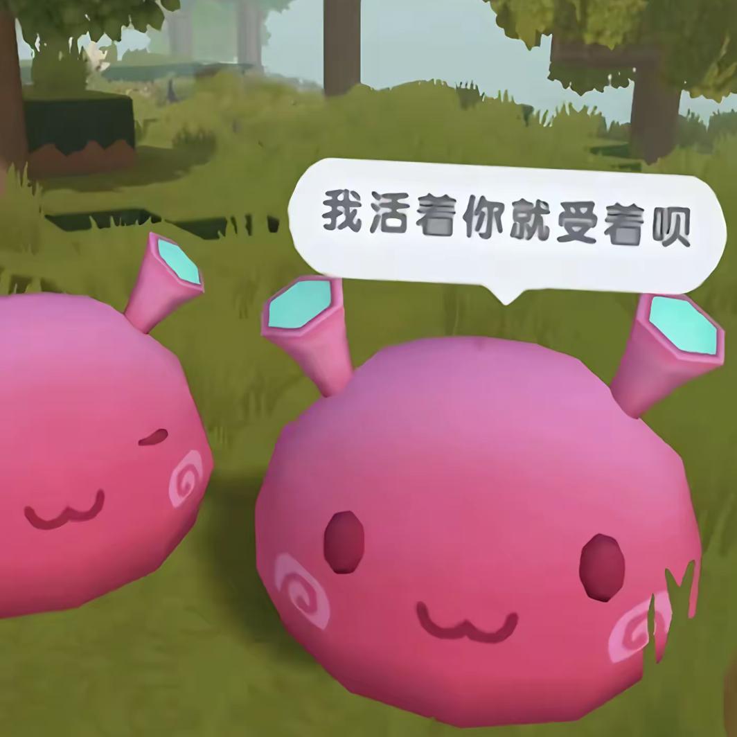 红色垃圾桶