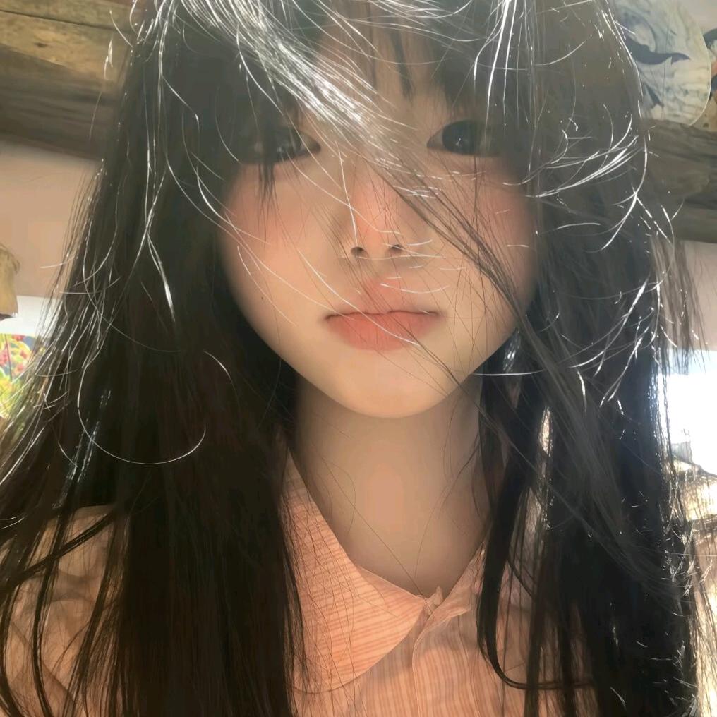 李哈哈.