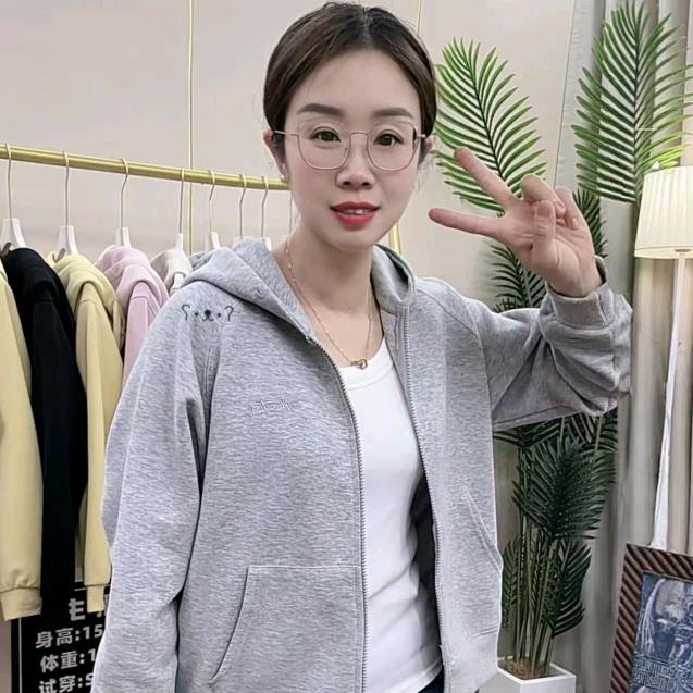@灿灿衣橱