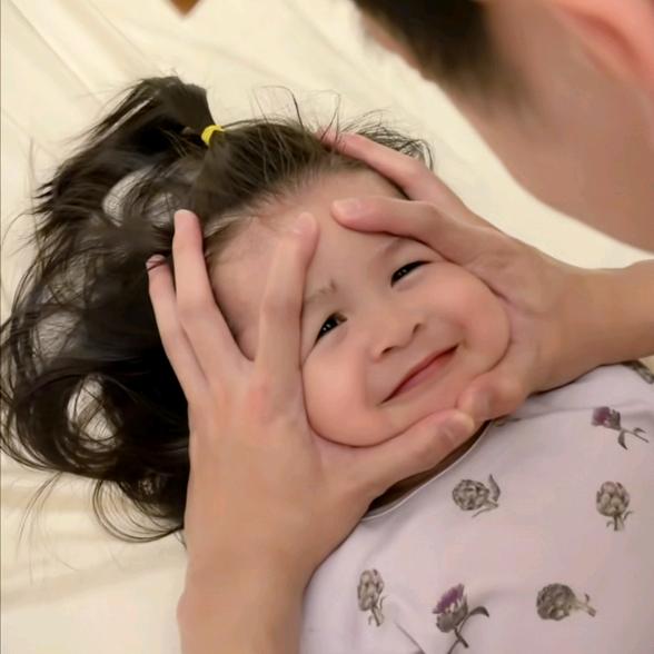 热气腾腾的大米饭