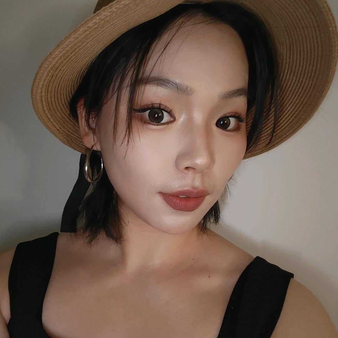 蒂尔婚纱-杨夏