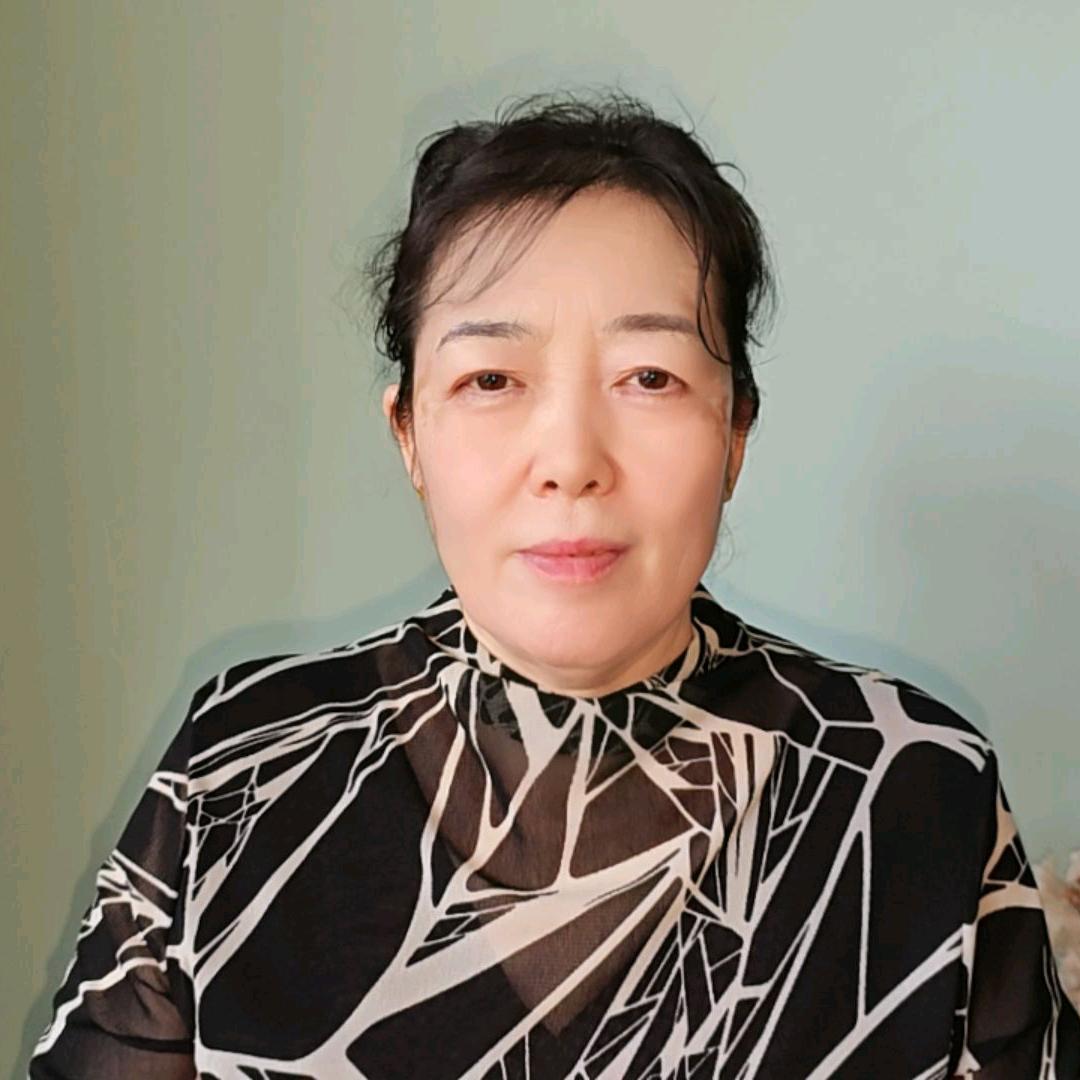 宝姐上午7点15分