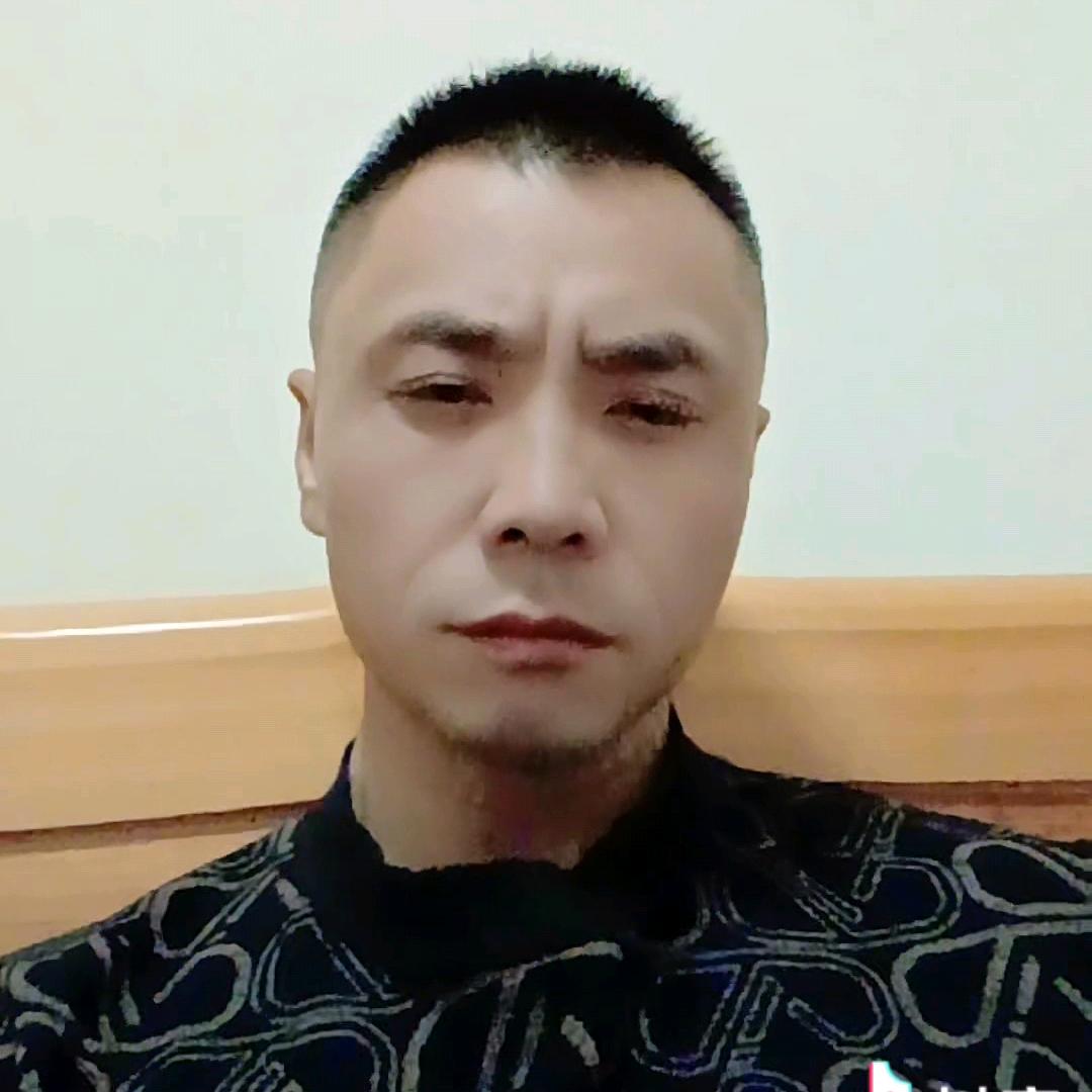 超超，江湖一碗茶，喝完再挣扎。