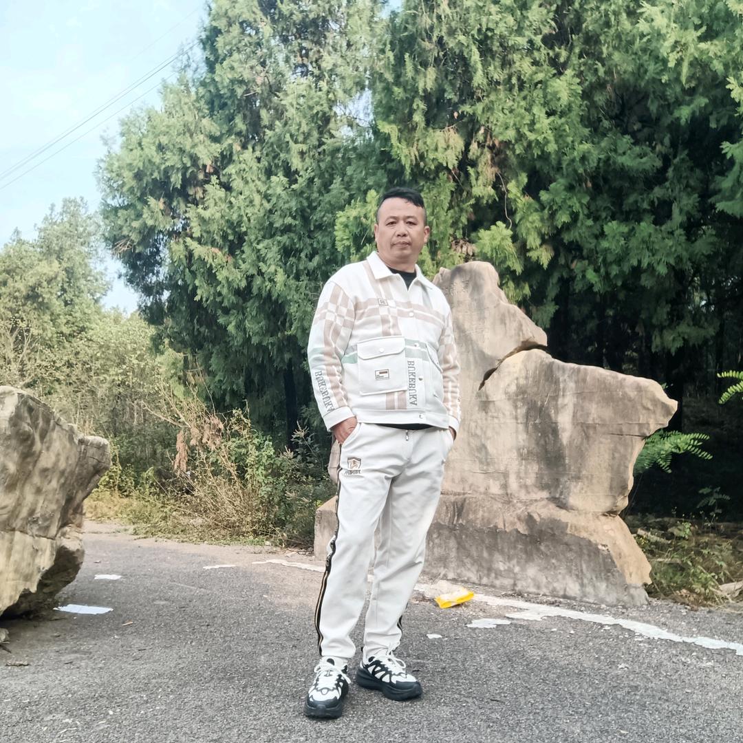 ′杨哥（爱简单)