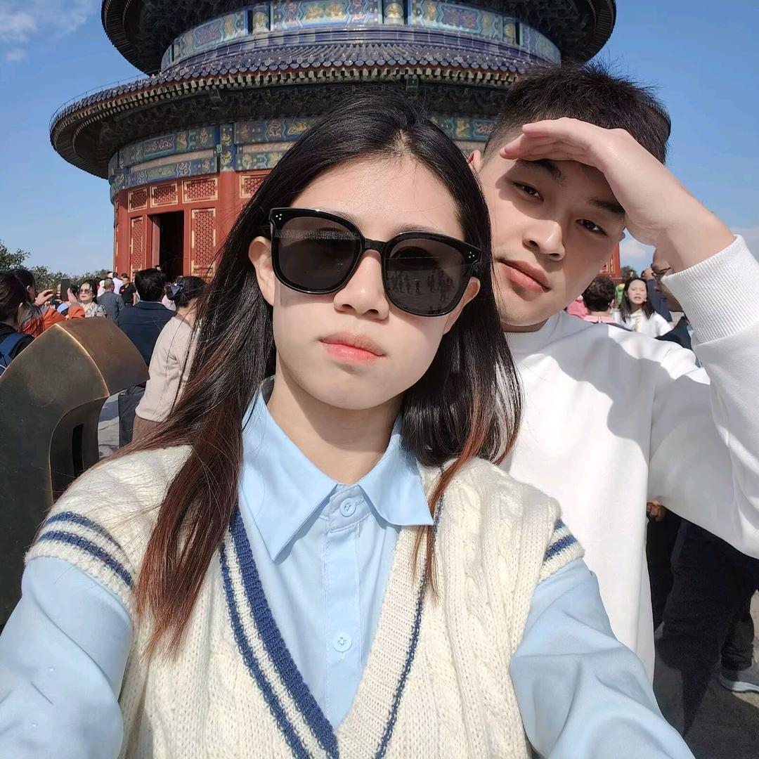 张娜娜的饲养员