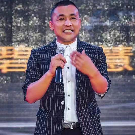 李柏航