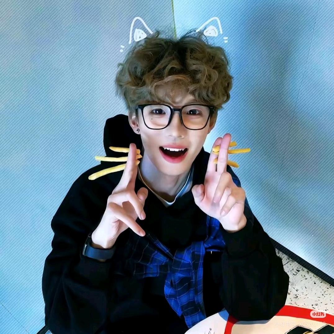 小猫咪咪