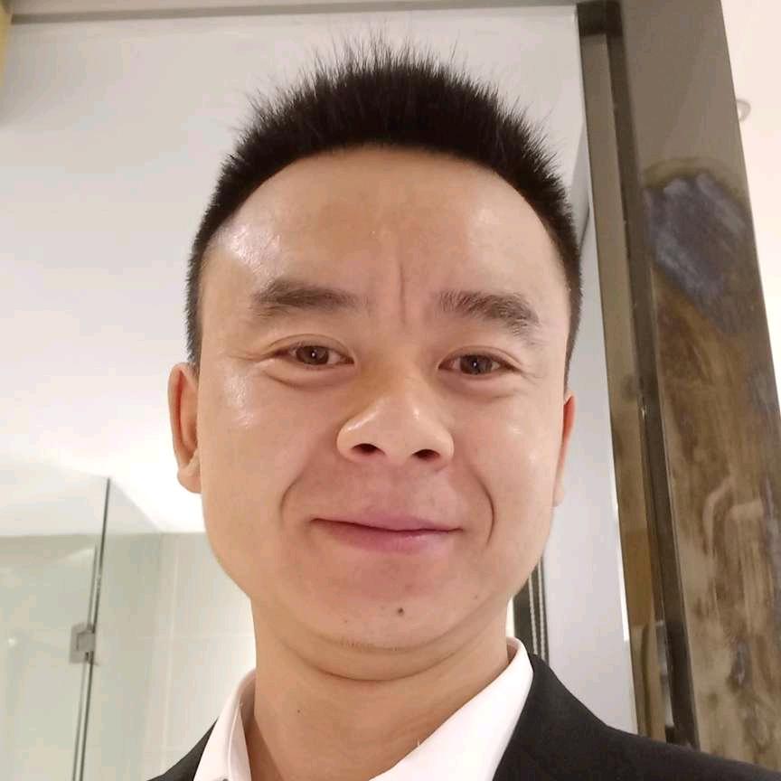 人在风雨中