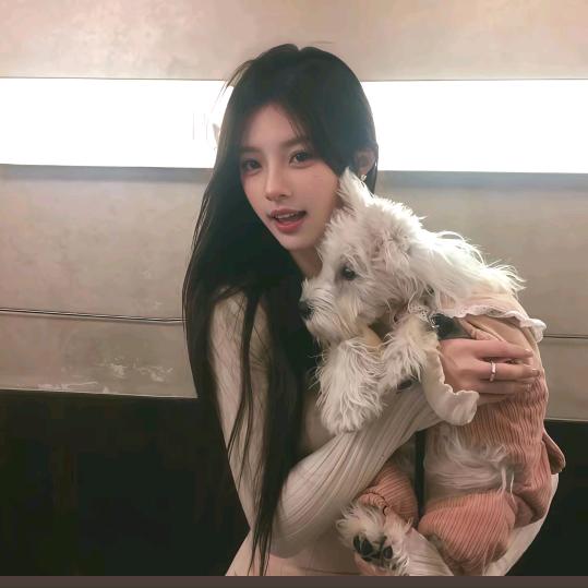 小小琳🙃