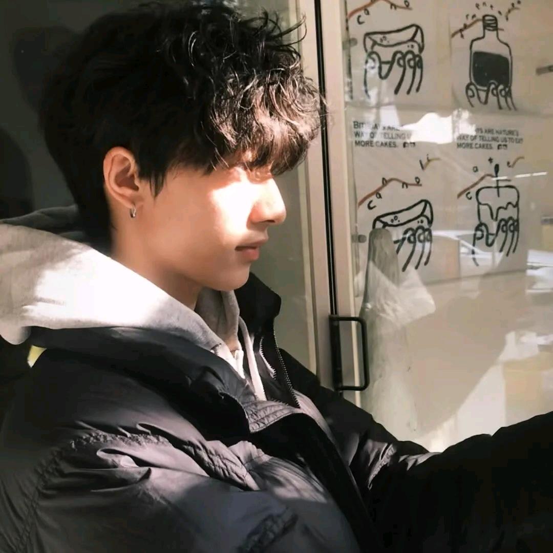 别偷凡凡后场🏸