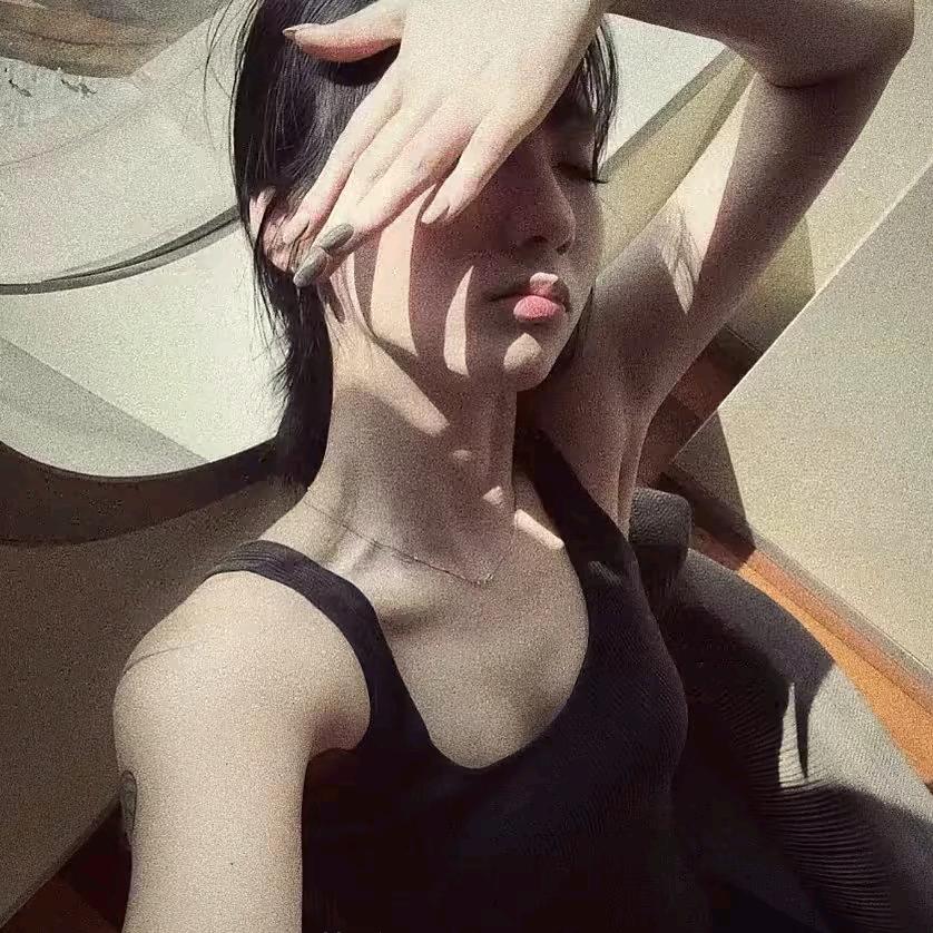 1-前妻。