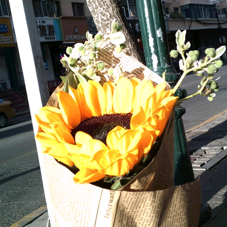 油桃皮是甜的🍑