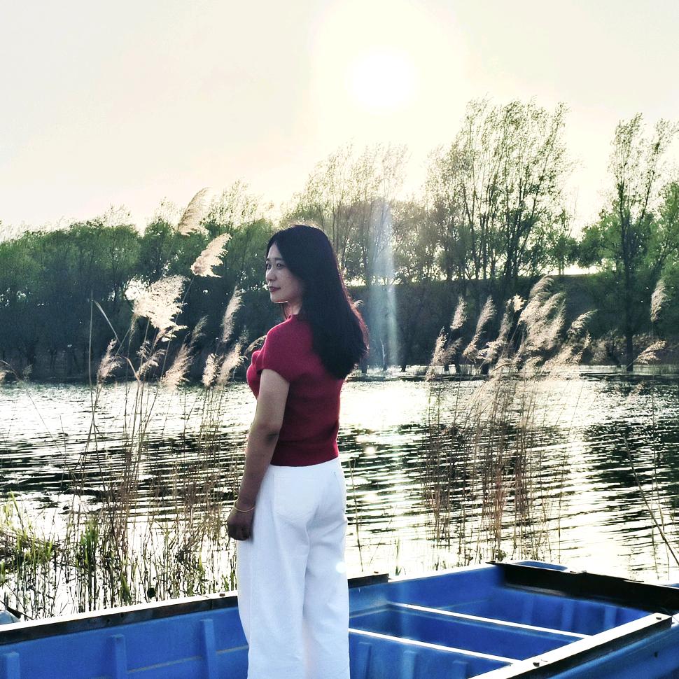 Miss.Zhang（夏月）