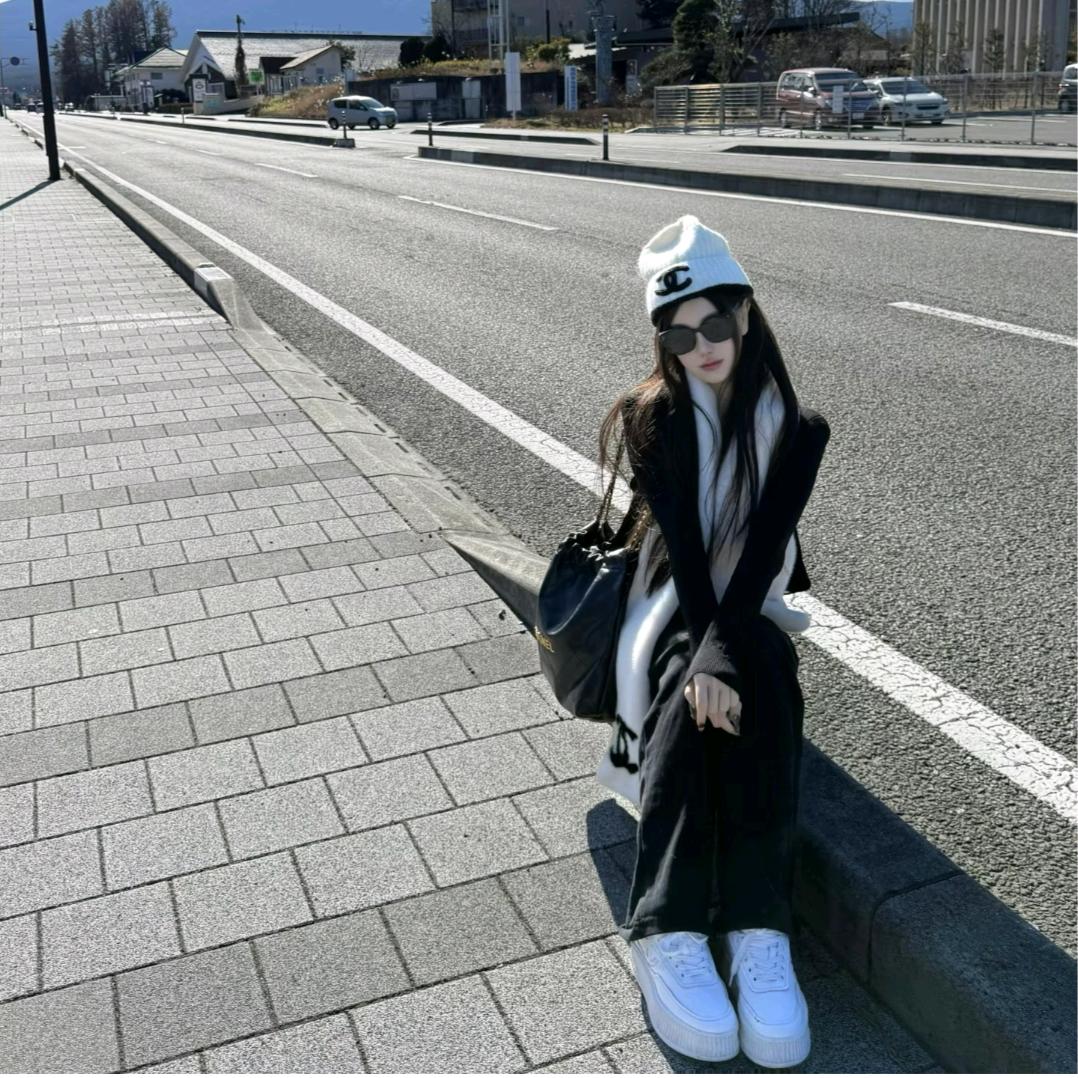 ℒℴѵℯ🥀邻家小可愛এ᭄