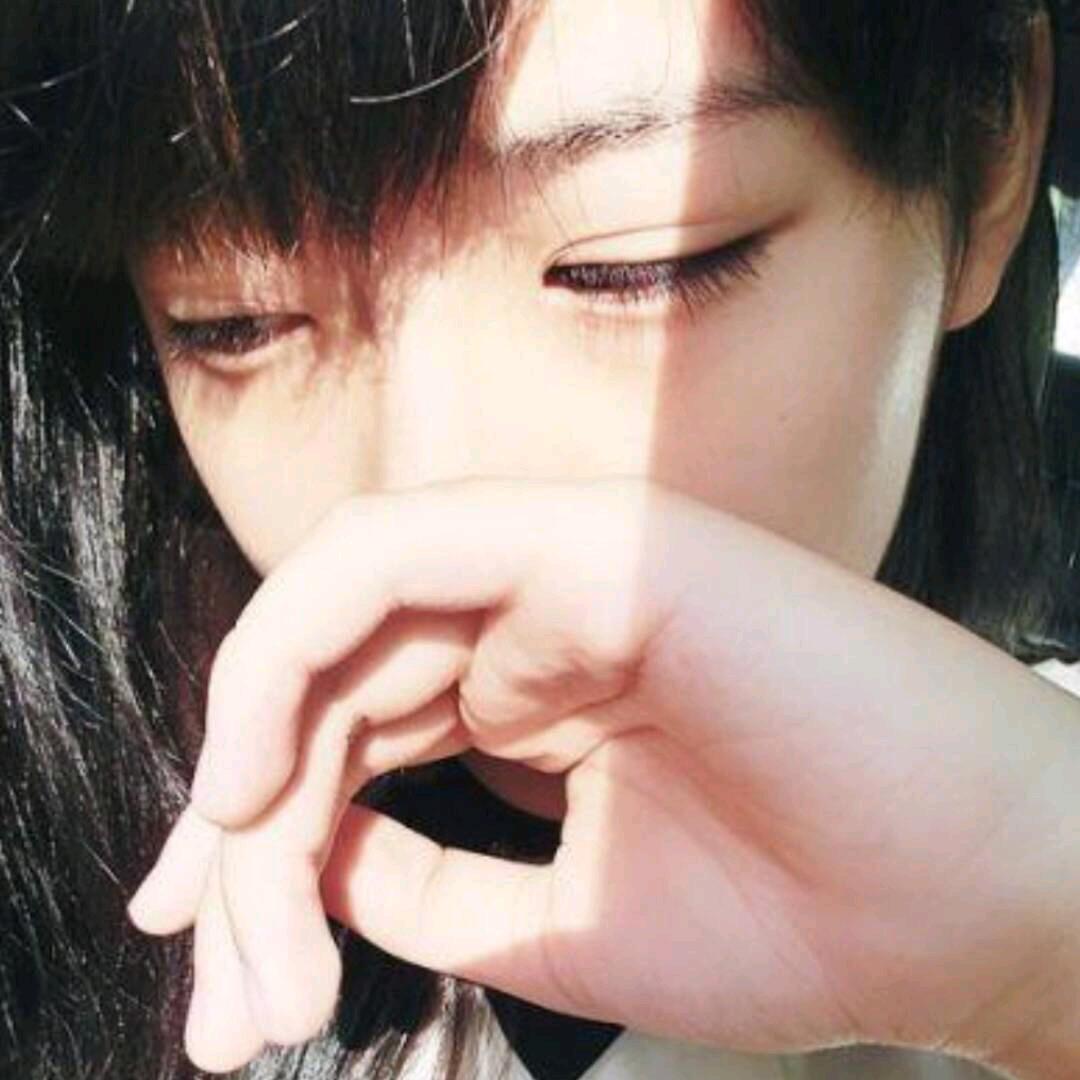 陌潇吻