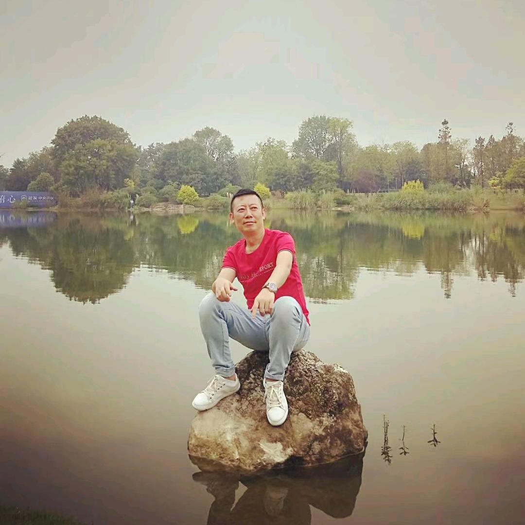 寂寞的烟斗