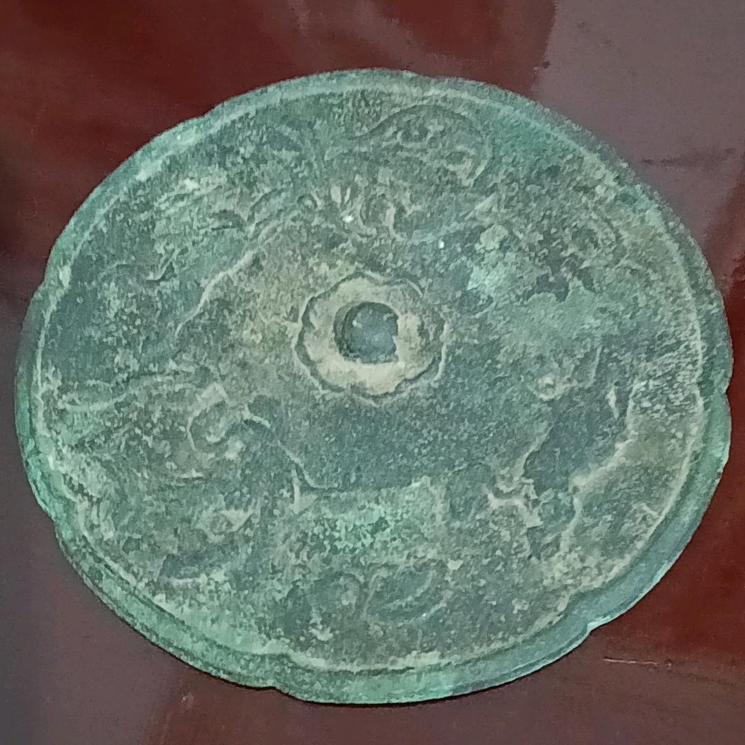 青铜镜