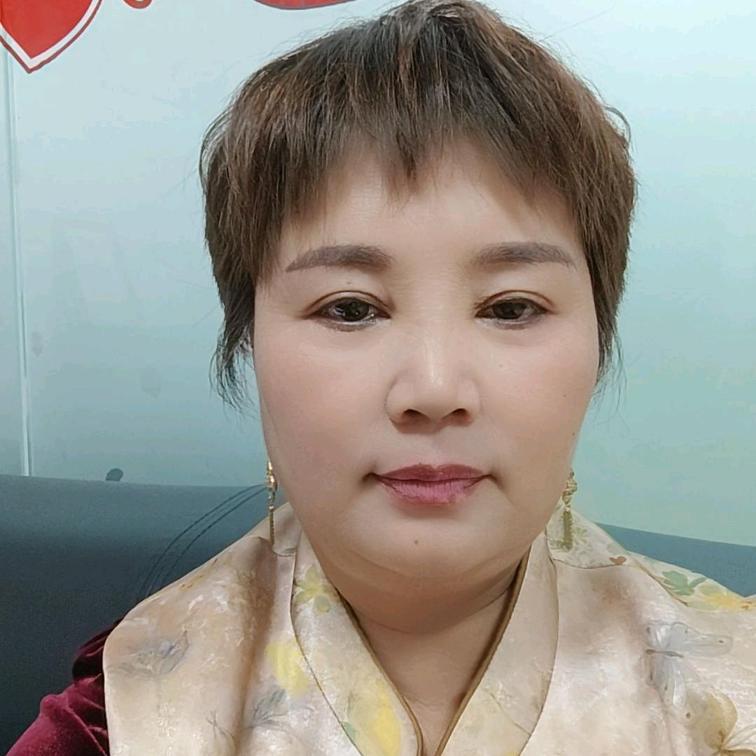 杨美美创使人