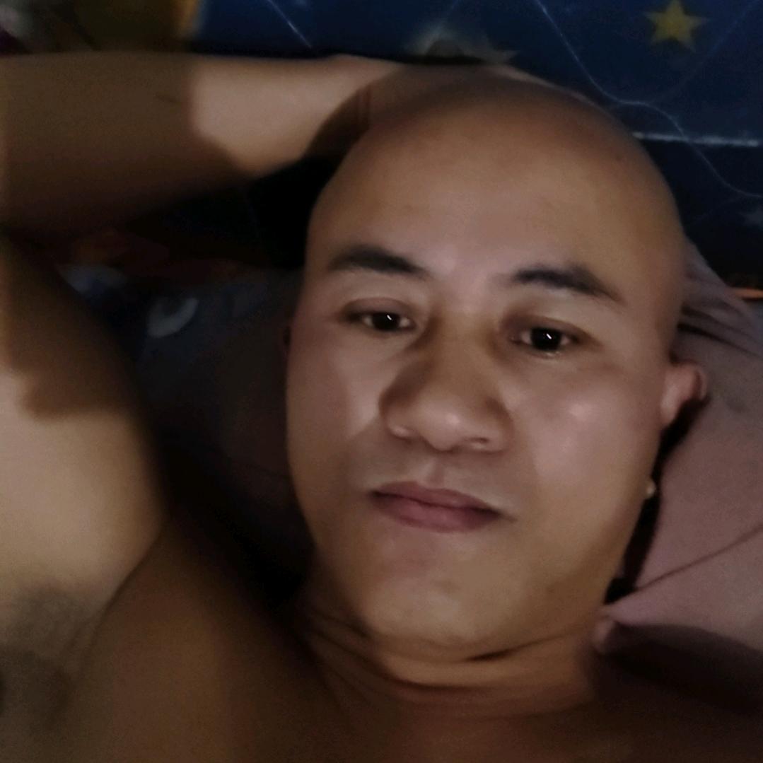 江西铜鼓石材人，