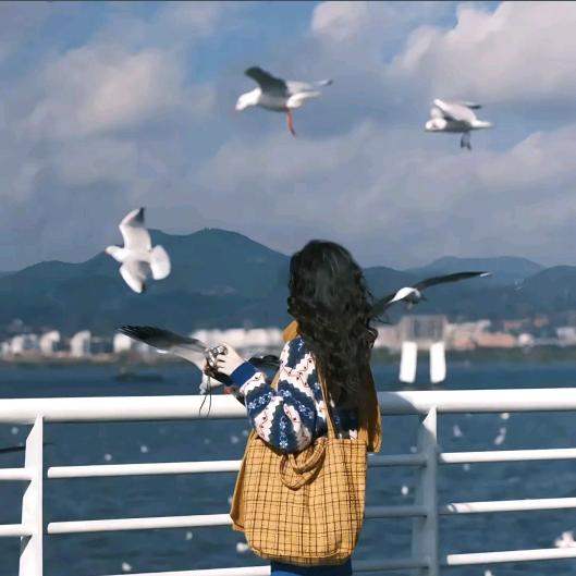 BREEZE..