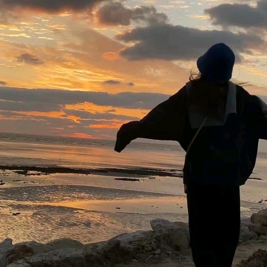 日落的甜🌈🌈