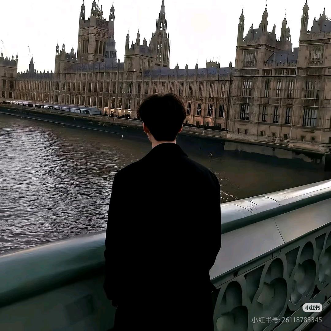 一位淡泊名利的朋友